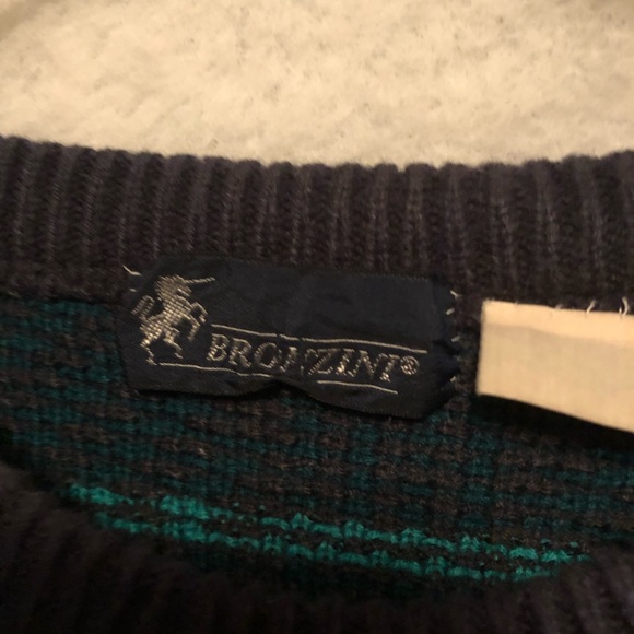 Vintage knit sweater - Picture 7 of 11